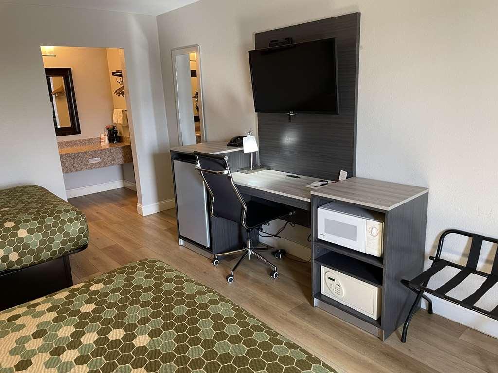 Econo Lodge White Pine Morristown I-81 & I-40 Split الغرفة الصورة