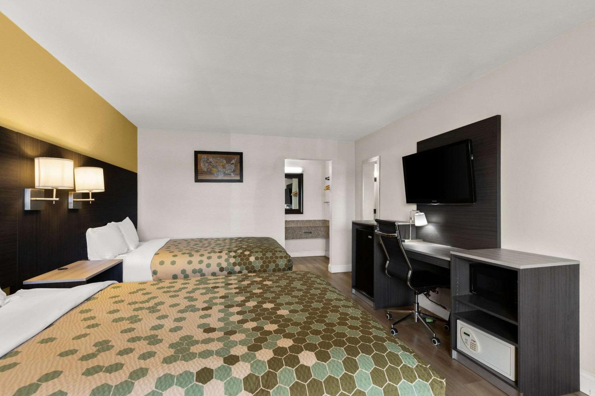 Econo Lodge White Pine Morristown I-81 & I-40 Split المظهر الخارجي الصورة