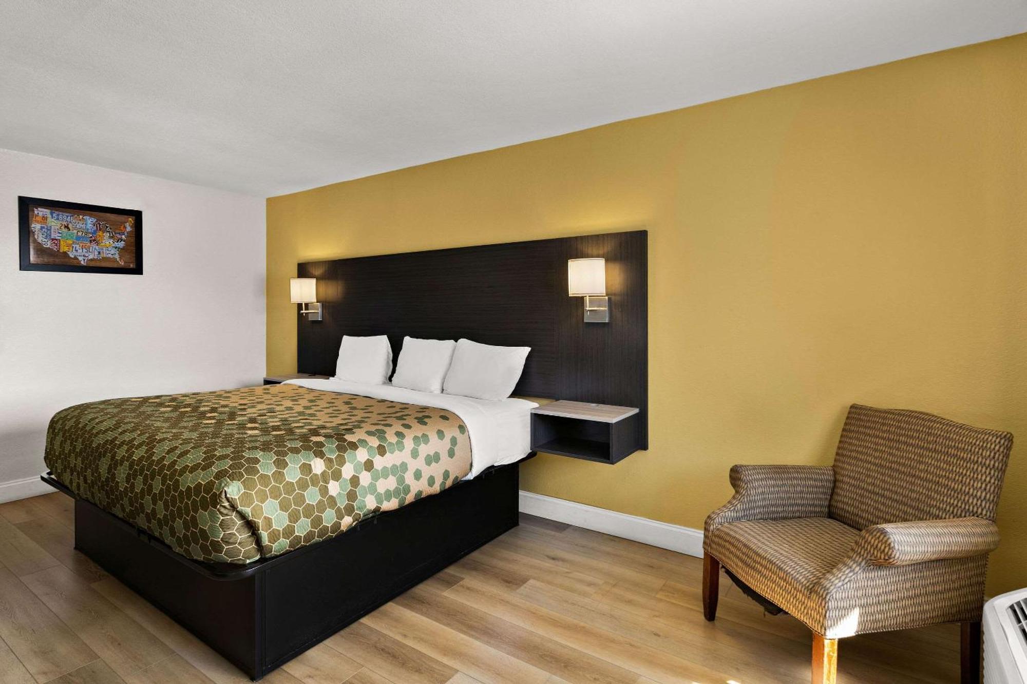 Econo Lodge White Pine Morristown I-81 & I-40 Split المظهر الخارجي الصورة
