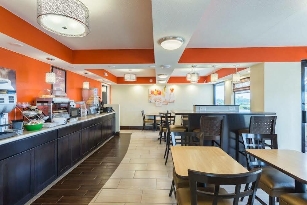 Econo Lodge White Pine Morristown I-81 & I-40 Split المظهر الخارجي الصورة